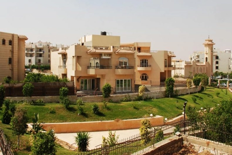 شقق للبيع في التجمع الخامس 2026: مقارنة الأسعار وأفضل الكمبوندات