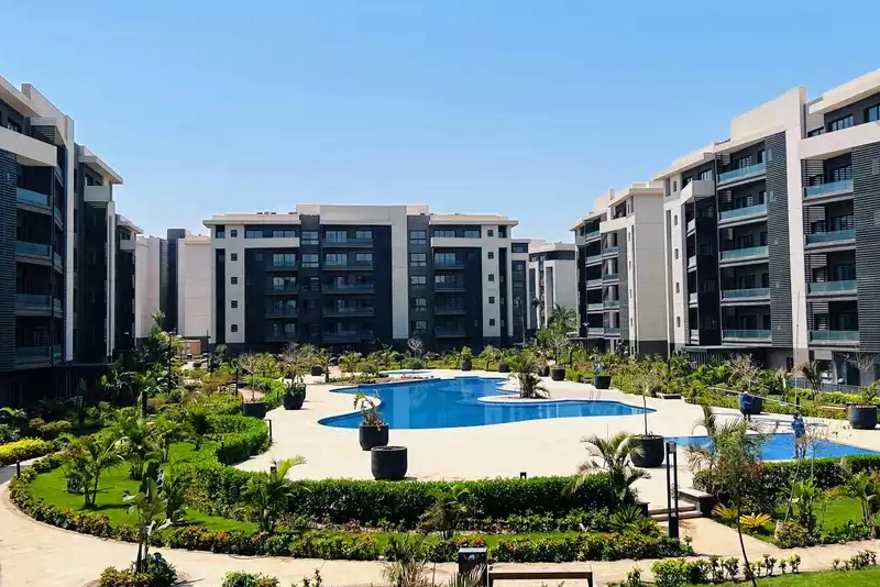 اسعار الشقق في مدينتي 2026: مقارنة بين B1 وB6 وB8 وبريفادو